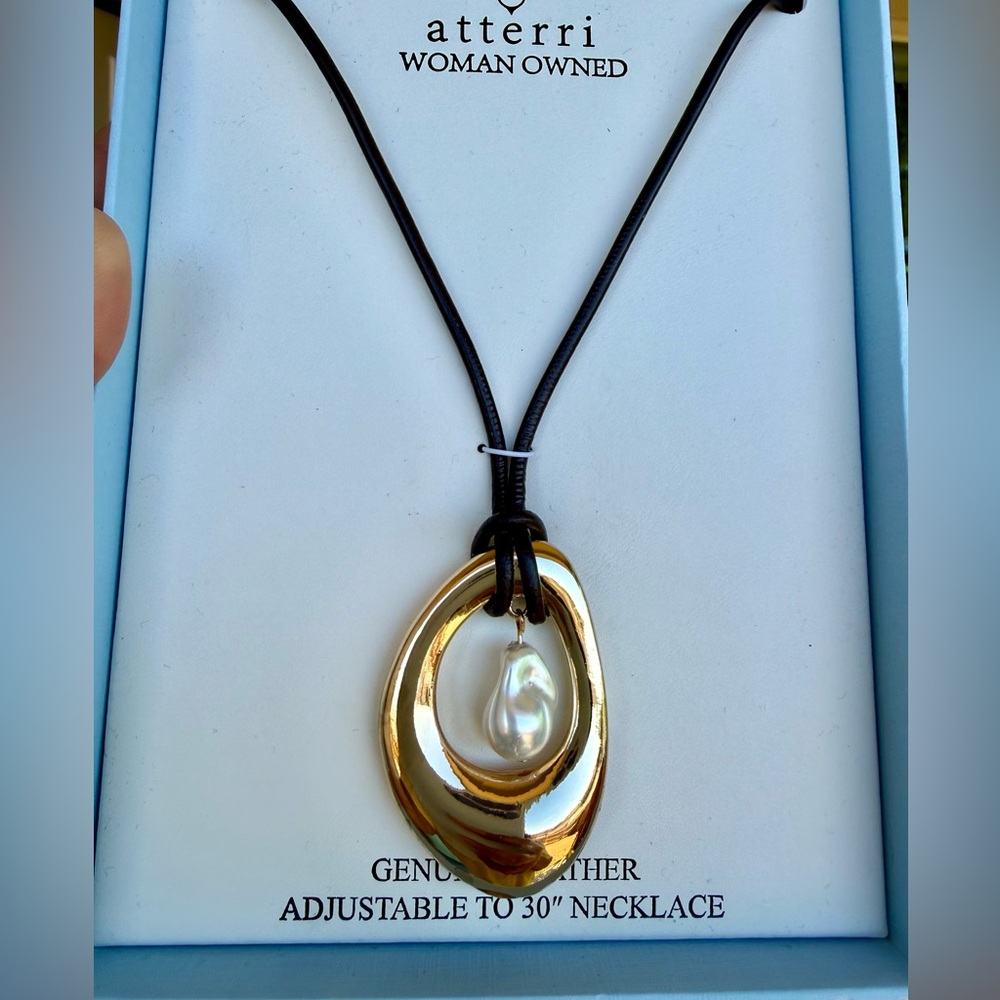 Atterri Brown Leather Necklace Pearl Pendant Adjustable 30” Modern Minimalist